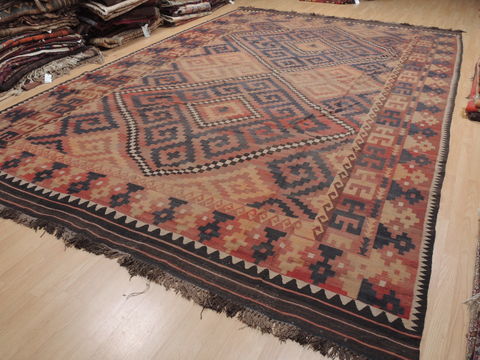 Kilim Brown Flat Woven 104 X 153 Area Rug 100-110651 Image 2