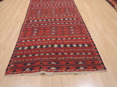 Kilim Red Runner Flat Woven 46 X 96 Area Rug 100-110655 Image 1
