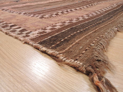 Kilim Brown Flat Woven 65 X 79 Area Rug 100-110661 Image 4