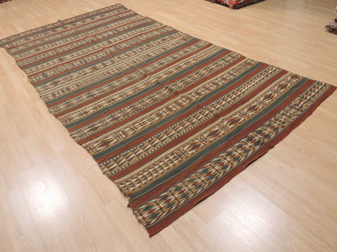 Kilim Green Flat Woven 54 X 75 Area Rug 100-110662 Image 3