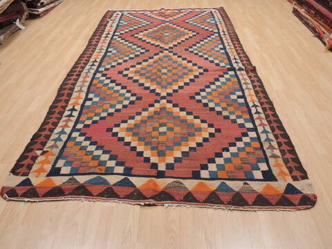 Kilim Red Flat Woven 56 X 107  Area Rug 100-110664 Image 1