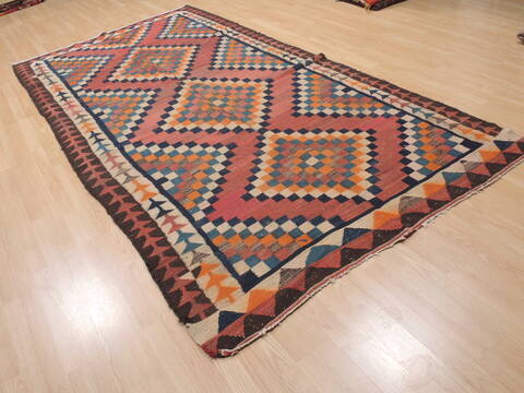 Kilim Red Flat Woven 56 X 107  Area Rug 100-110664 Image 3