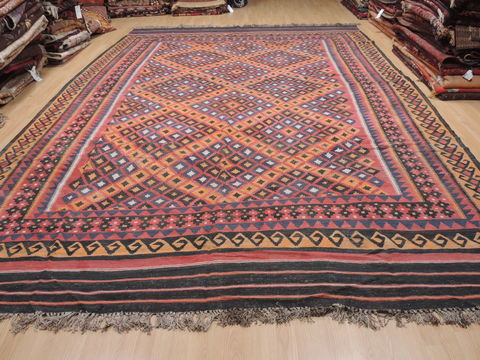 Kilim Red Flat Woven 105 X 150 Area Rug 100-110671 Image 1