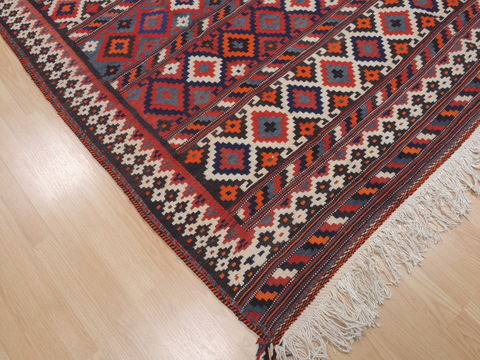 Kilim Red Flat Woven 55 X 80 Area Rug 100-110691 Image 4