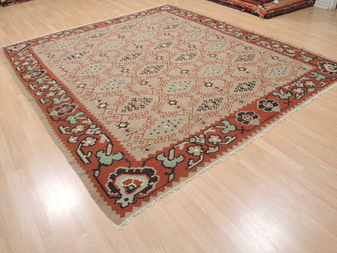 Kilim Beige Flat Woven 84 X 95 Area Rug 100-110727 Image 3