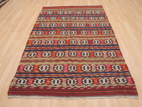 Kilim Red Flat Woven 45 X 73 Area Rug 100-110742 Image 1