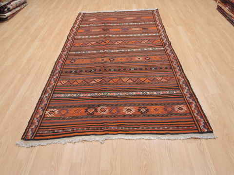 Kilim Red Flat Woven 46 X 84 Area Rug 100-110745 Image 1