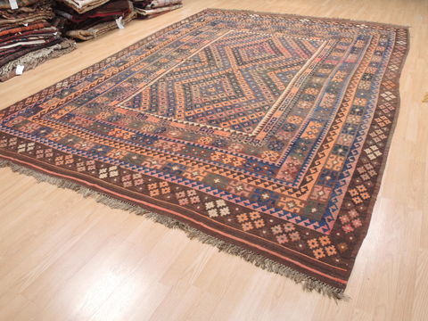 Kilim Multicolor Flat Woven 93 X 132 Area Rug 100-110754 Image 2