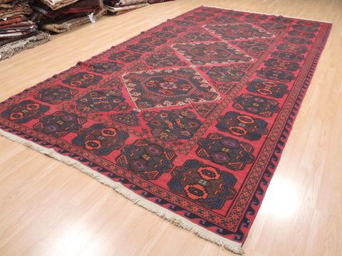 Kilim Red Flat Woven 76 X 129 Area Rug 100-110759 Image 2