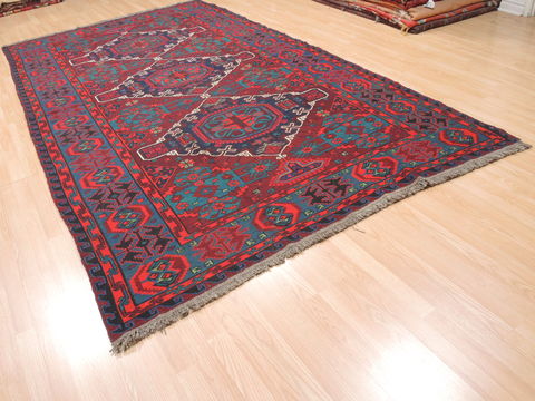 Kilim Red Flat Woven 67 X 113 Area Rug 100-110760 Image 3