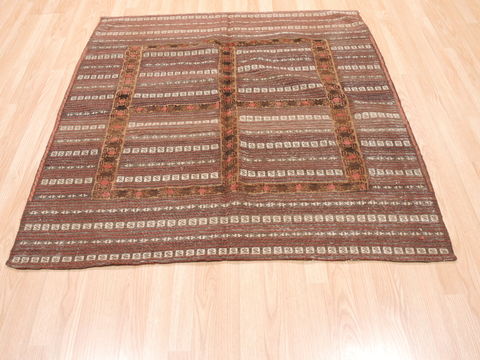 Kilim Brown Square Flat Woven 45 X 46 Area Rug 100-110779 Image 8