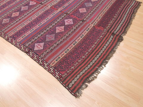 Kilim Red Flat Woven 58 X 1010 Area Rug 100-110784 Image 3