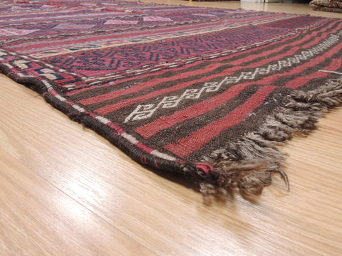 Kilim Red Flat Woven 58 X 1010 Area Rug 100-110784 Image 4
