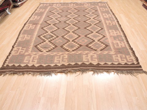Kilim Brown Flat Woven 68 X 95 Area Rug 100-110820 Image 1