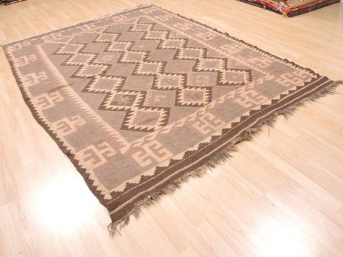 Kilim Brown Flat Woven 68 X 95 Area Rug 100-110820 Image 3