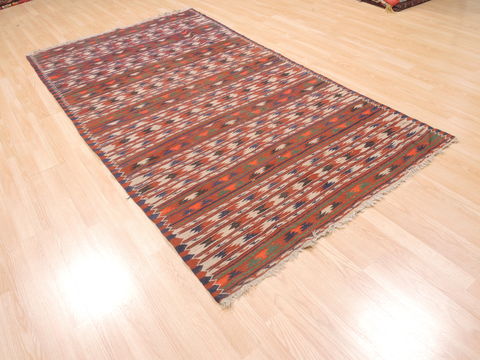 Kilim Red Flat Woven 50 X 93 Area Rug 100-110822 Image 3