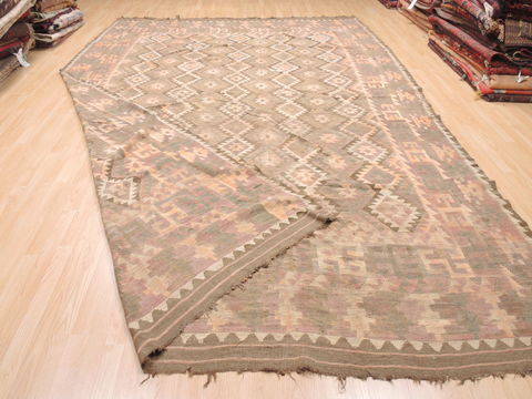 Kilim Brown Flat Woven 107 X 144 Area Rug 100-110829 Image 10
