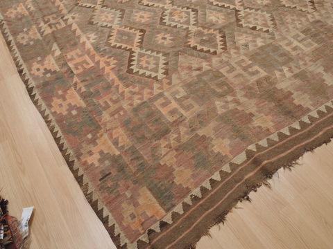 Kilim Brown Flat Woven 107 X 144 Area Rug 100-110829 Image 5