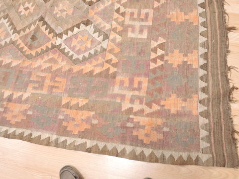 Kilim Brown Flat Woven 107 X 144 Area Rug 100-110829 Image 9