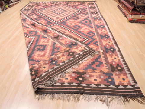 Kilim Red Flat Woven 74 X 1210 Area Rug 100-110831 Image 6