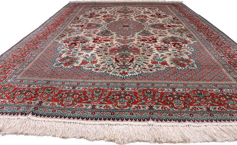 Qum White Hand Knotted 60 X 90 Area Rug 254-110851 Image 6