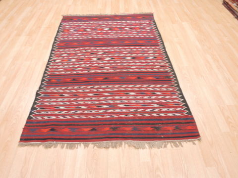 Kilim Red Flat Woven 311 X 62 Area Rug 100-110870 Image 1