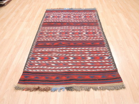 Kilim Red Flat Woven 39 X 63 Area Rug 100-110872 Image 1