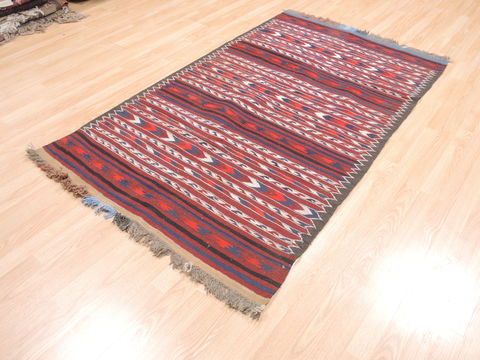 Kilim Red Flat Woven 39 X 63 Area Rug 100-110872 Image 2