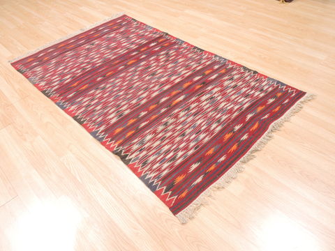 Kilim Red Flat Woven 38 X 63 Area Rug 100-110880 Image 3