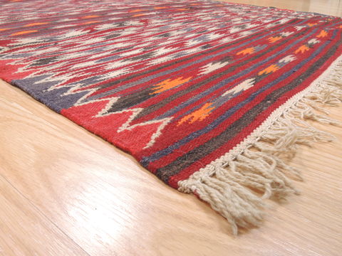 Kilim Red Flat Woven 38 X 63 Area Rug 100-110880 Image 4