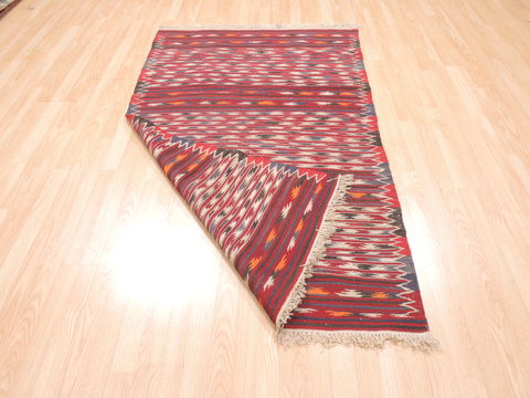 Kilim Red Flat Woven 38 X 63 Area Rug 100-110880 Image 5