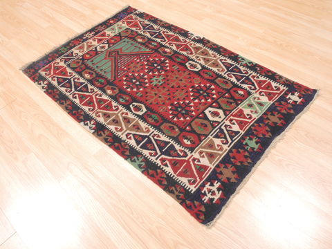 Kilim Red Flat Woven 37 X 51 Area Rug 100-110895 Image 3