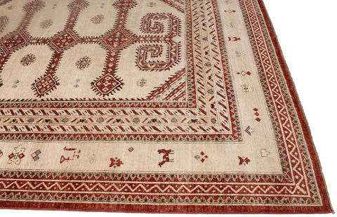 Shiraz Beige Hand Knotted 81 X 98 Area Rug 254-110914 Image 2