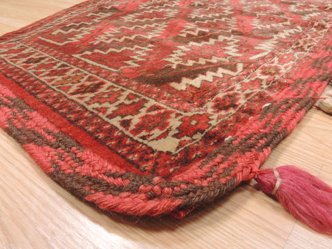 Khan Mohammadi Red Hand Knotted 23 X 38 Area Rug 100-110944 Image 4