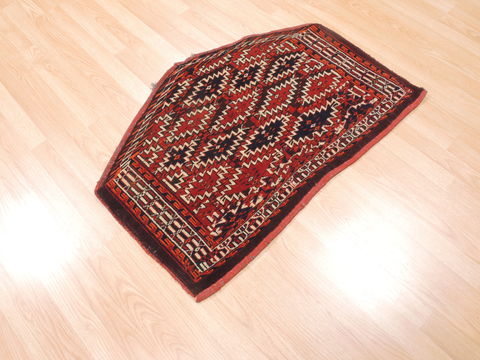 Khan Mohammadi Red Hand Knotted 22 X 35 Area Rug 100-110945 Image 3