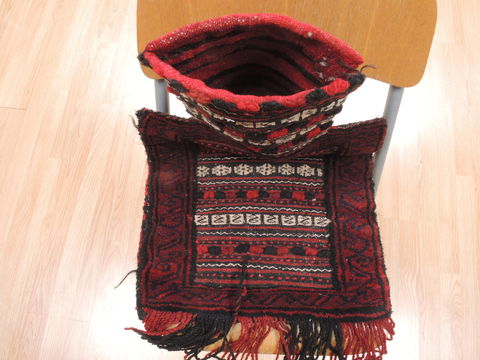 Baluch Red Hand Woven 14 X 20 Area Rug 100-110957 Image 5