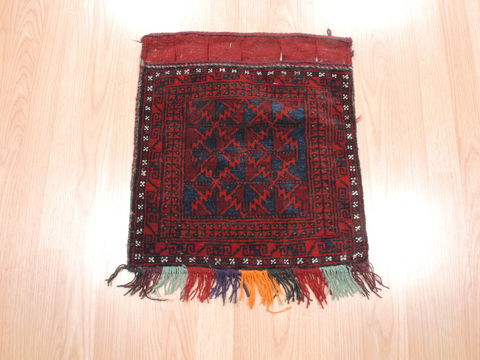 Baluch Red Square Hand Knotted 16 X 18 Area Rug 100-110978 Image 5