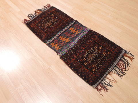 Turkman Red Hand Knotted 17 X 31 Area Rug 100-110990 Image 2