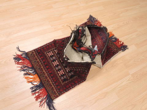 Baluch Red Hand Knotted 19 X 44 Area Rug 100-111022 Image 8