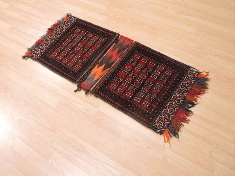 Baluch Red Hand Knotted 18 X 37 Area Rug 100-111025 Image 3