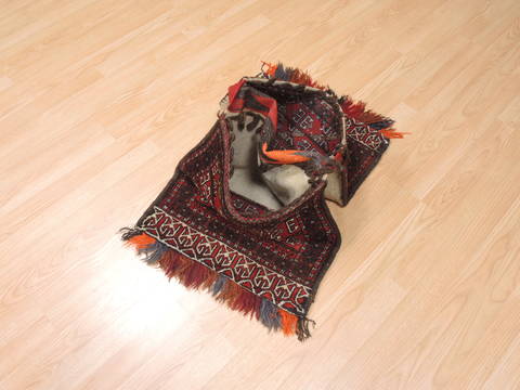 Baluch Red Hand Knotted 18 X 37 Area Rug 100-111025 Image 7
