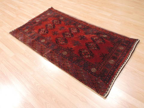 Baluch Red Hand Knotted 30 X 56 Area Rug 100-111050 Image 3