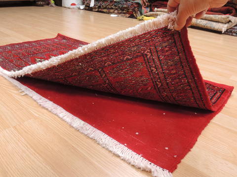 Baluch Red Hand Knotted 18 X 33 Area Rug 134-111081 Image 6