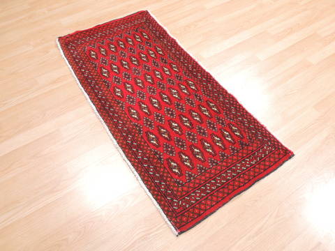 Baluch Red Hand Knotted 20 X 43 Area Rug 134-111119 Image 3