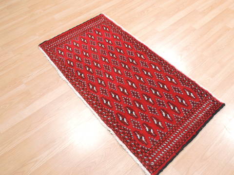 Baluch Red Hand Knotted 20 X 43 Area Rug 134-111120 Image 1