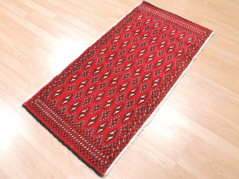 Baluch Red Hand Knotted 20 X 43 Area Rug 134-111120 Image 5