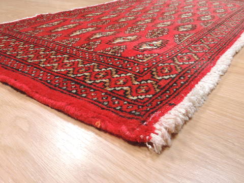 Baluch Red Hand Knotted 18 X 33 Area Rug 134-111124 Image 5