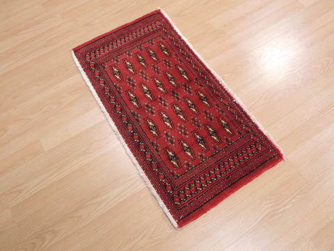 Baluch Red Hand Knotted 18 X 33 Area Rug 134-111131 Image 2