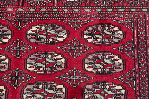 Bokhara Red Hand Knotted 47 X 65  Area Rug 700-111145 Image 6