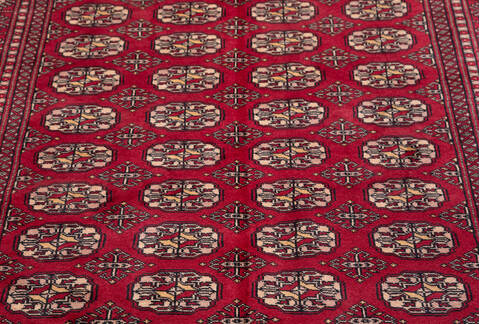 Bokhara Red Hand Knotted 48 X 68  Area Rug 700-111168 Image 5